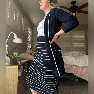 Sweater skirt and cardigan set | Joe Fresh | size small and extra small